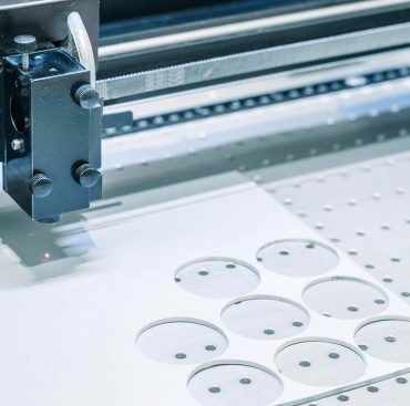 laser engraver for the manufacture of seals and stamps